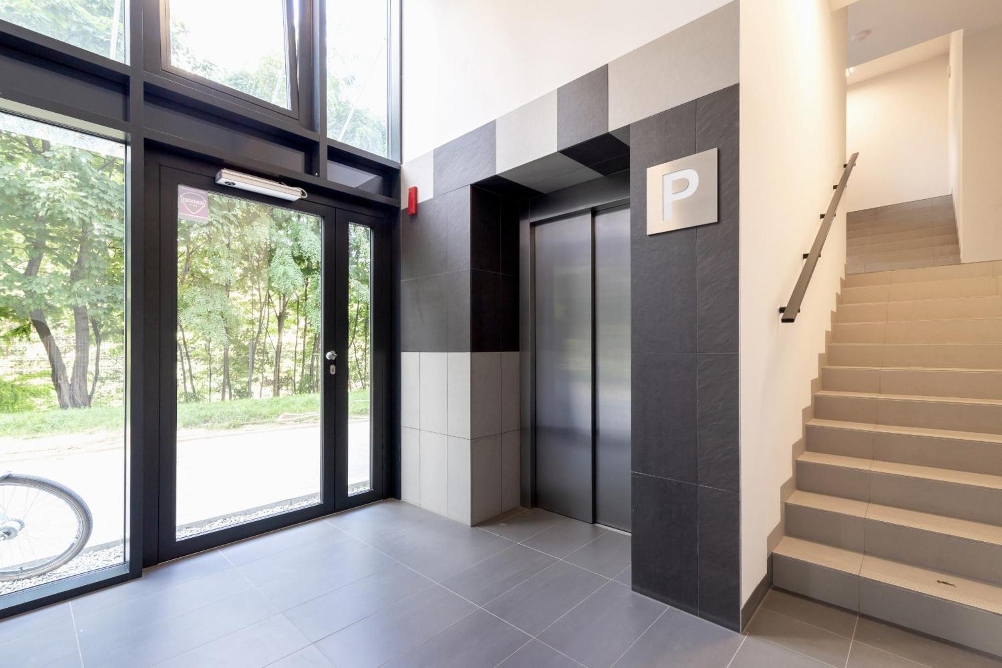 Cracow Pradnik Spacious & Family Apartment With 3 Bedroom By Renters Prestige Krakow Ngoại thất bức ảnh
